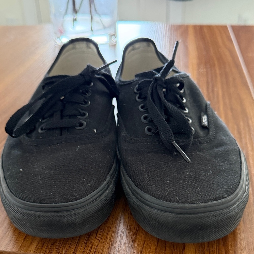 Vans all black